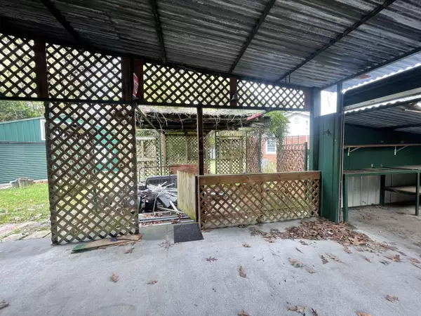 Goose Creek, SC 29445,301 Annette Dr