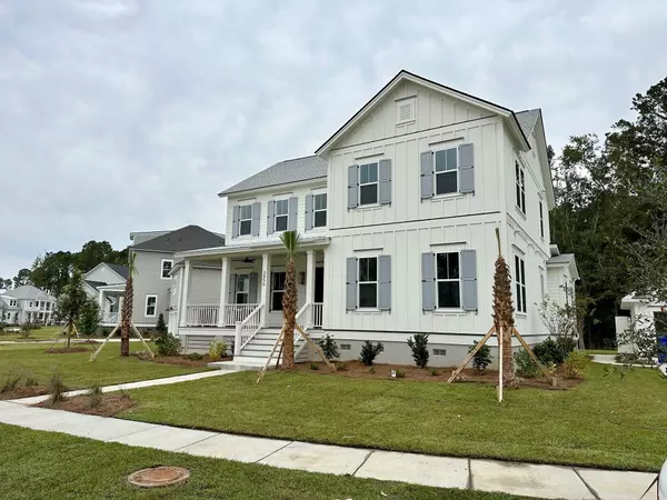 Mount Pleasant, SC 29466,3856 Summerton St