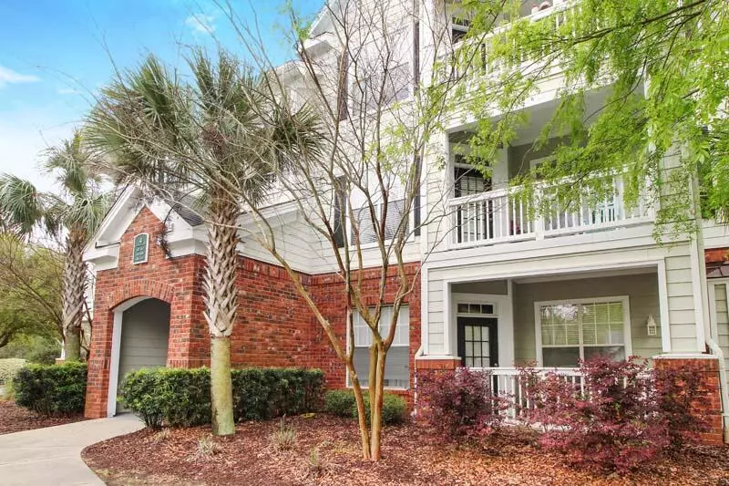 45 Sycamore Avenue Apt 411 Ave #411, Charleston, SC 29407