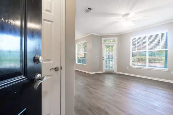 Charleston, SC 29407,45 Sycamore Ave #416