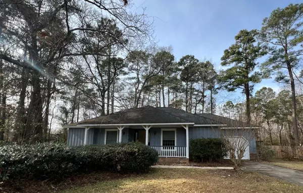 201 Summercourt Dr, Summerville, SC 29485