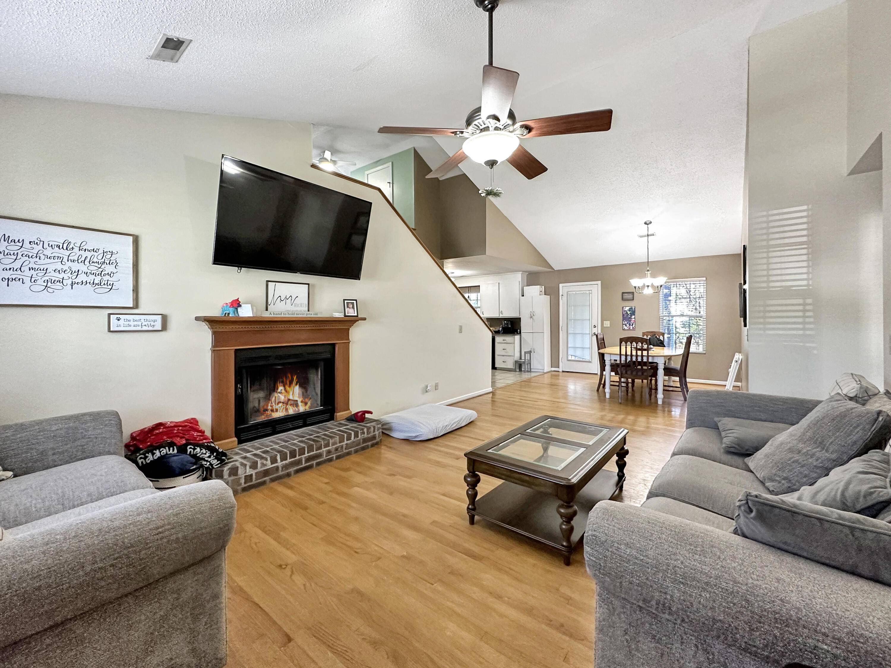 North Charleston, SC 29420,5068 Hidden Forest Ln
