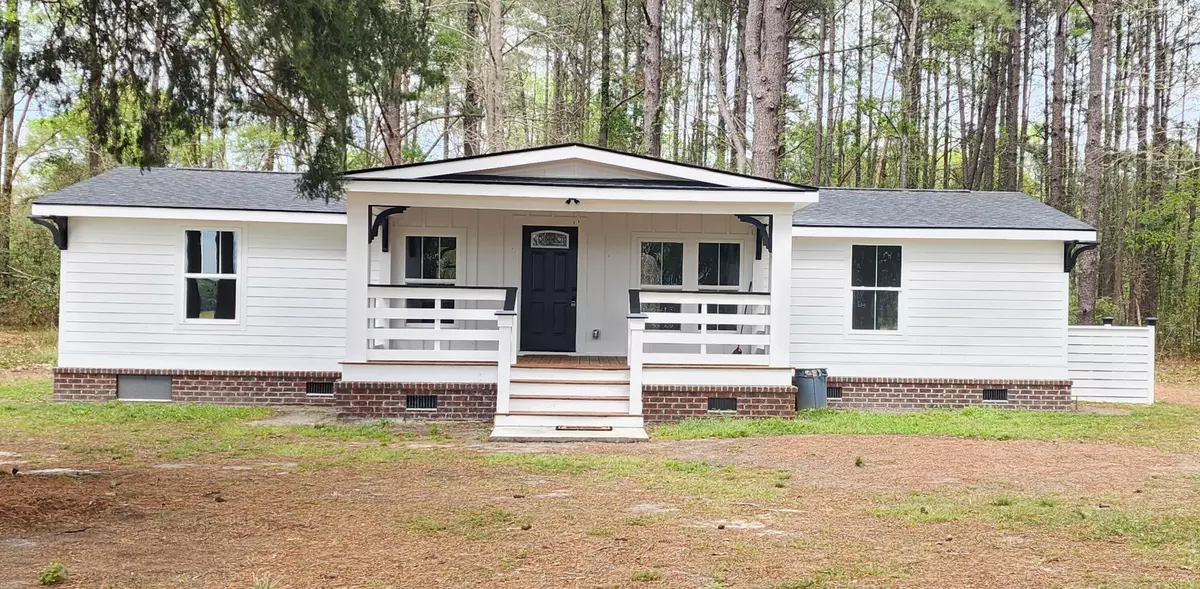 Eutawville, SC 29048,1033 Dawson St