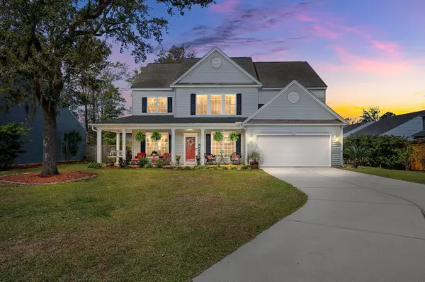 1910 Crossbill Trl, Hanahan, SC 29410