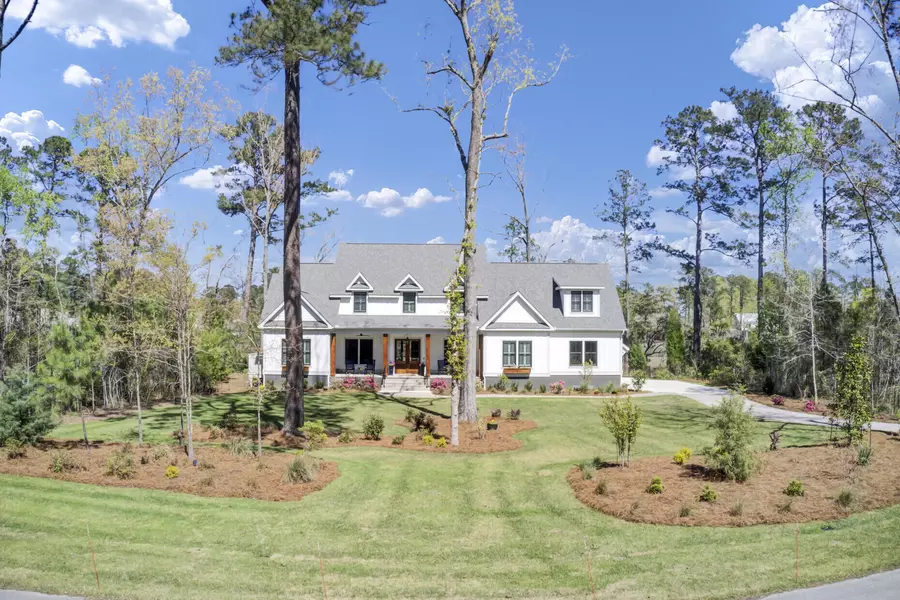 4086 Lady Banks Ln, Ravenel, SC 29470