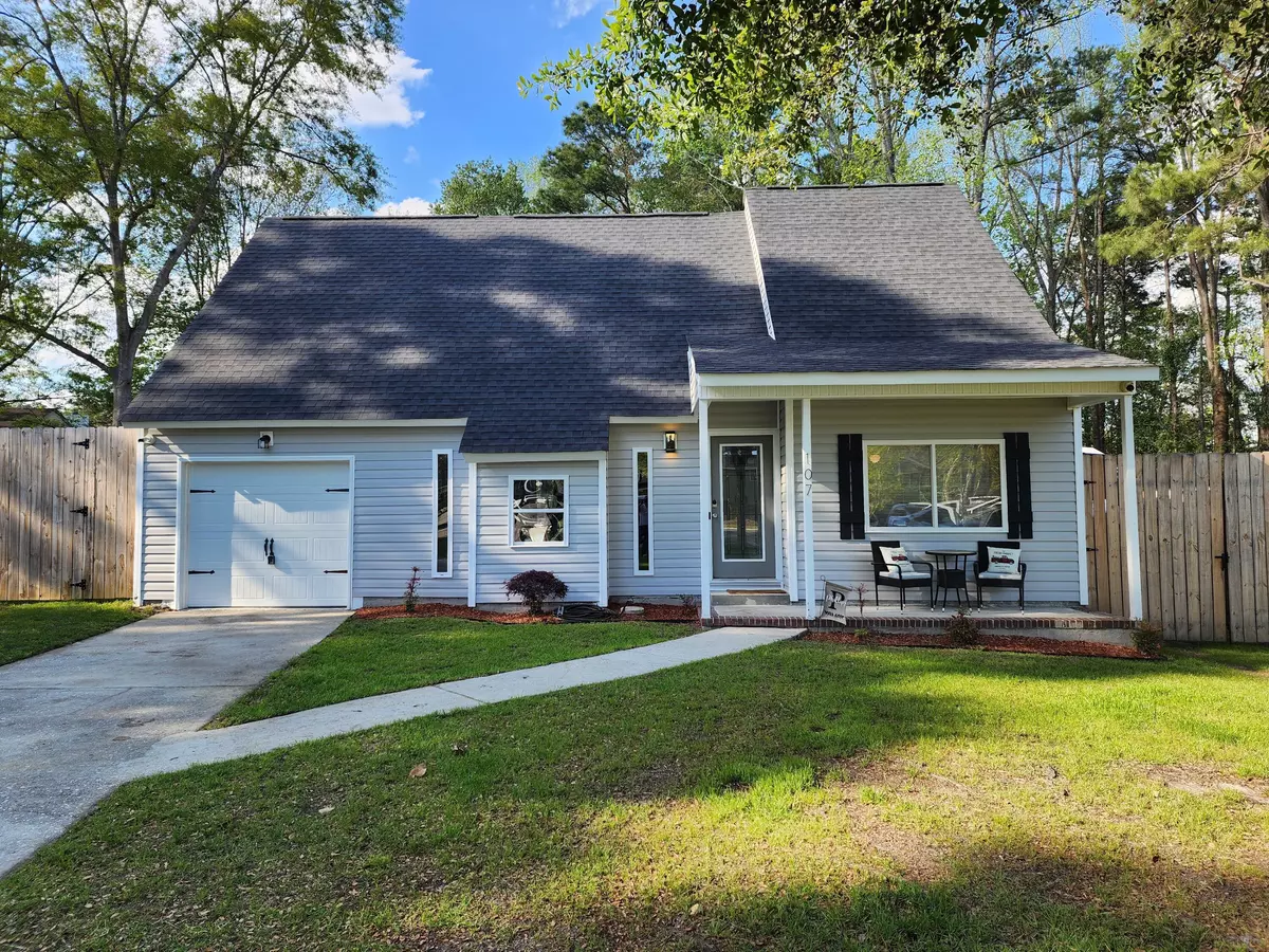 Summerville, SC 29486,107 Prairie Ln