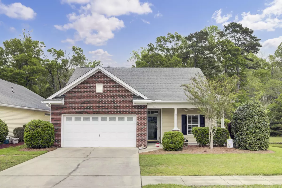 Summerville, SC 29485,233 Garden Grove Dr