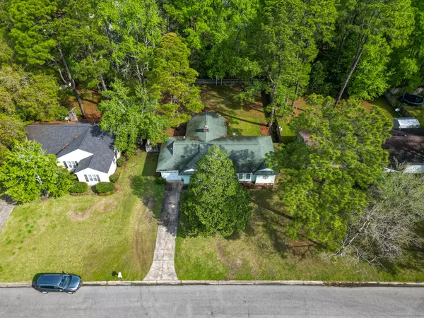 Summerville, SC 29483,118 Three Iron Dr