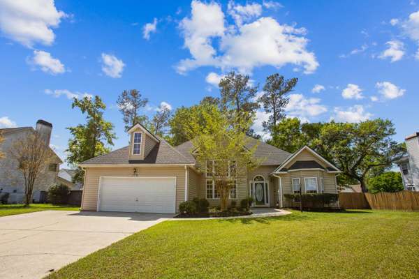 8160 Governors Walk, North Charleston, SC 29418