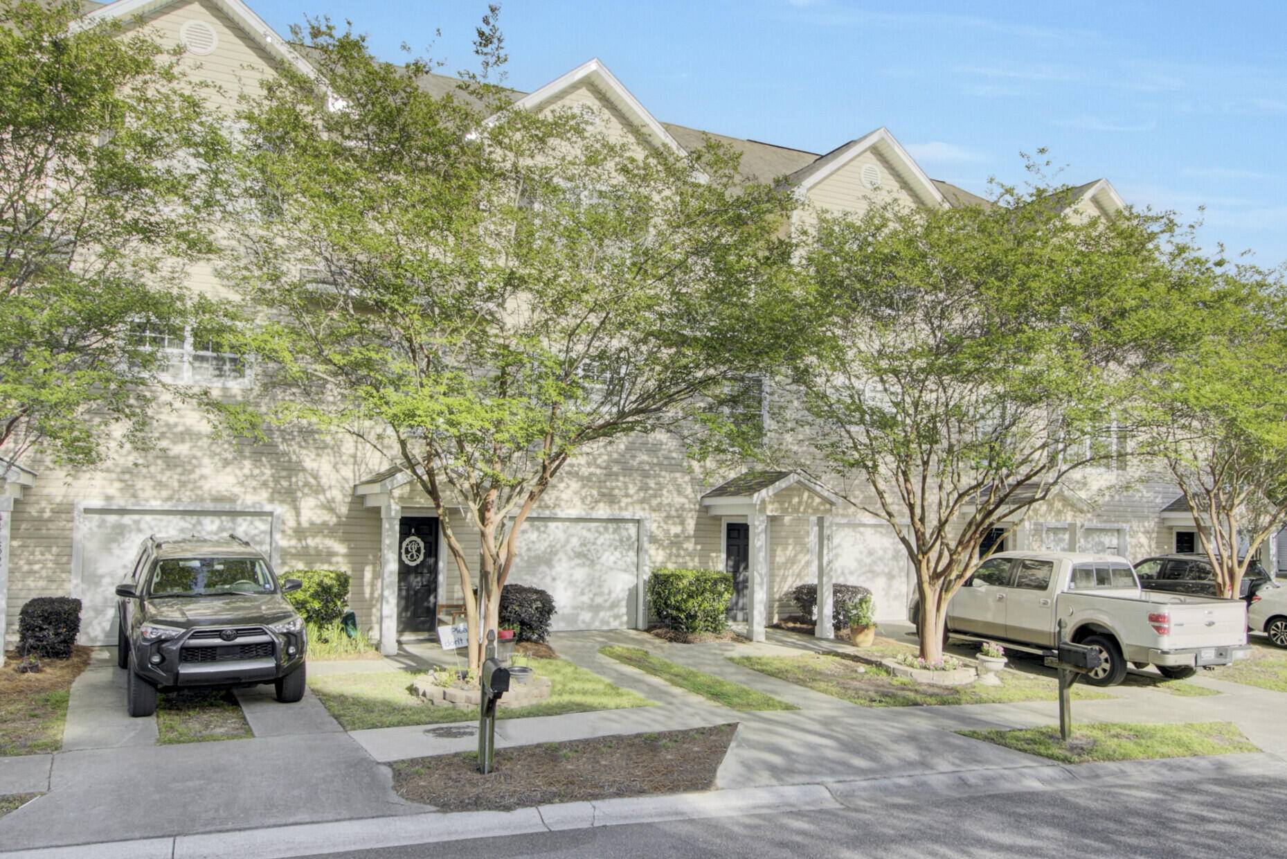 Charleston, SC 29414,4166 Perrine St