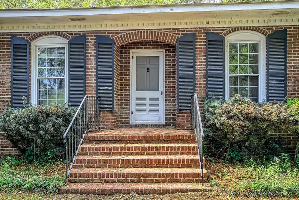 Charleston, SC 29412,83 Rivers Point Row