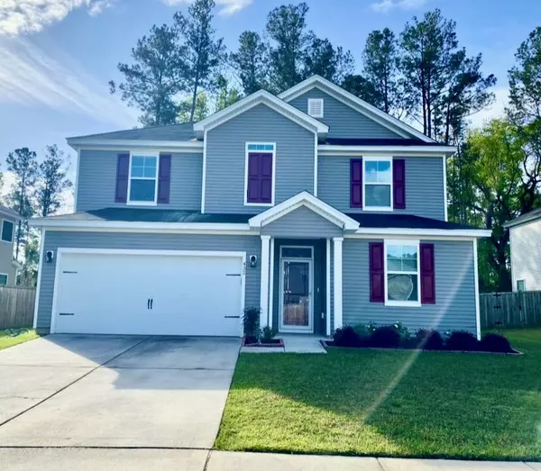 432 War Admiral Ln, Moncks Corner, SC 29461