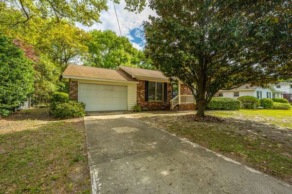 Mount Pleasant, SC 29464,1422 Barbara St