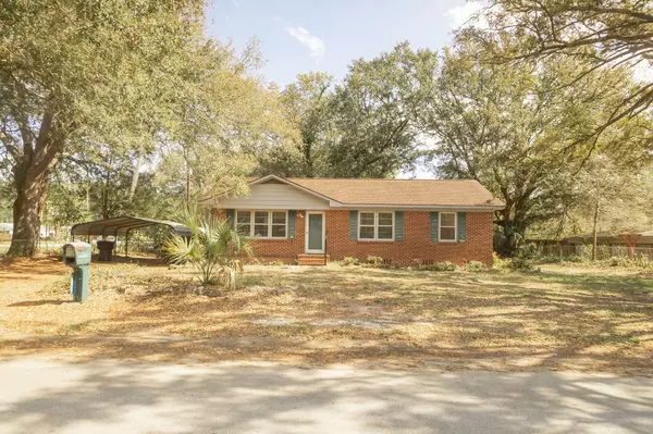 303 Thompson St,  Walterboro,  SC 29488