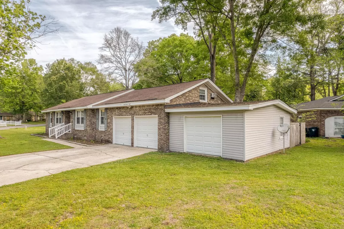 Summerville, SC 29485,108 Tiffany Ln