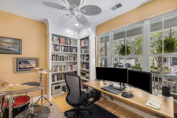 Charleston, SC 29492,149 Scott St