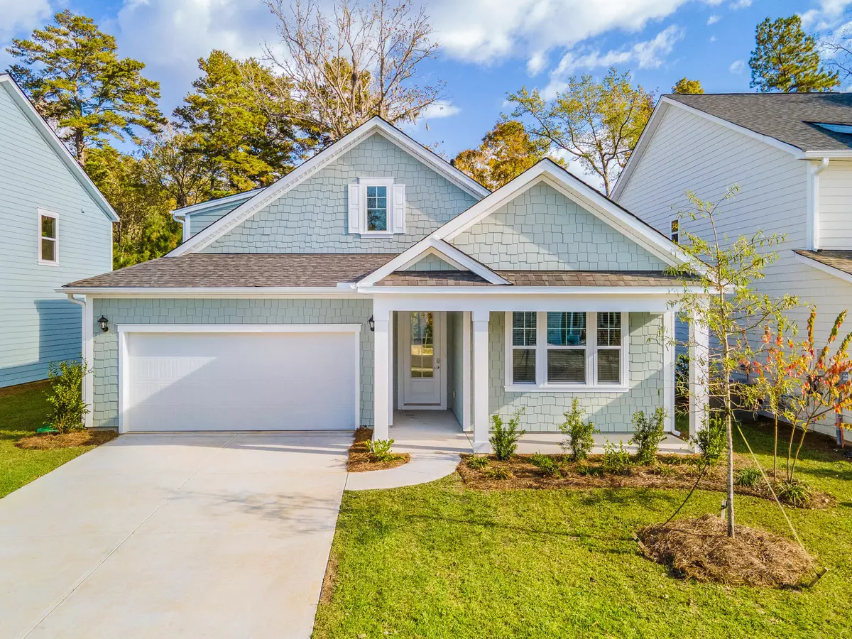 Summerville, SC 29483,416 Oak View Way