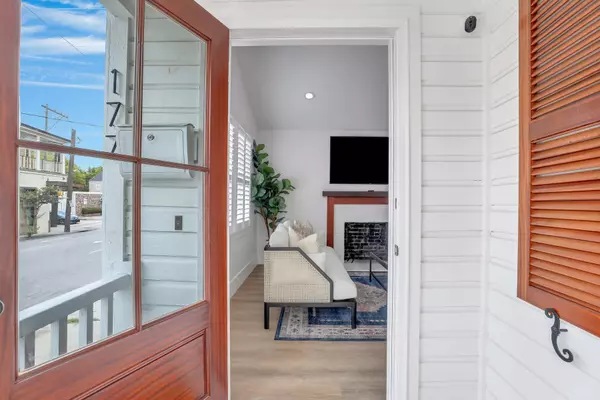 Charleston, SC 29403,177 Spring St