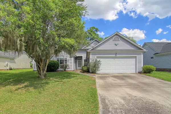 203 Smithfield Ave, Summerville, SC 29485