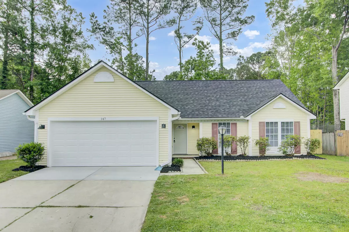 Summerville, SC 29483,147 Danzid Dr