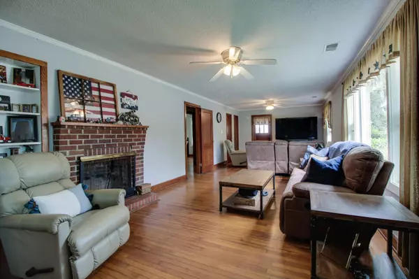 Ridgeland, SC 29936,511 W Main St