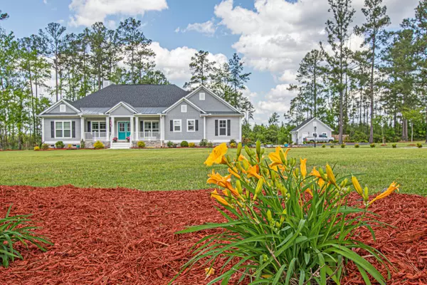 251 Stone Gate Ln, Summerville, SC 29486