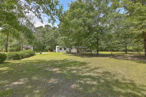 Bonneau, SC 29431,155 Fox Dog Dr