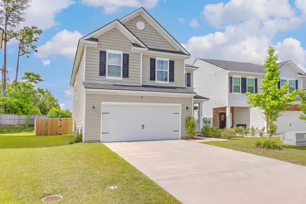 112 Lakestone Rd, Moncks Corner, SC 29461