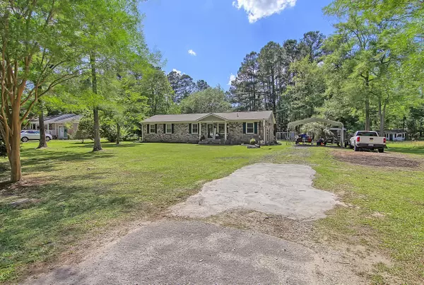 Moncks Corner, SC 29461,342 Horseshoe Rd