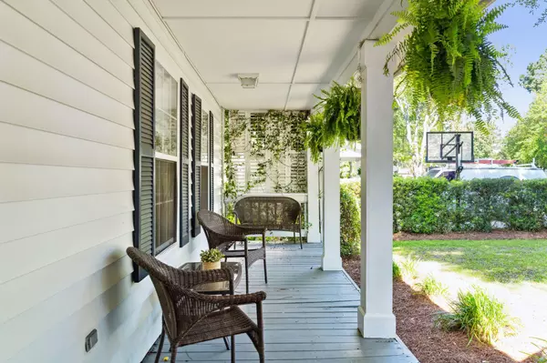 Mount Pleasant, SC 29464,1593 Landings Run