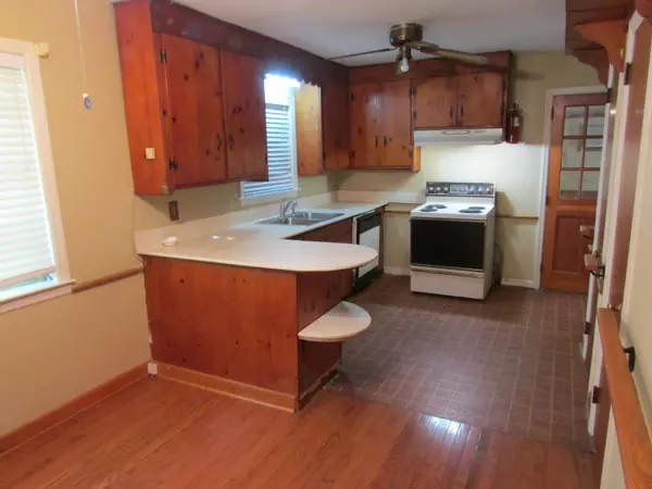 Summerville, SC 29485,106 Elm Cir