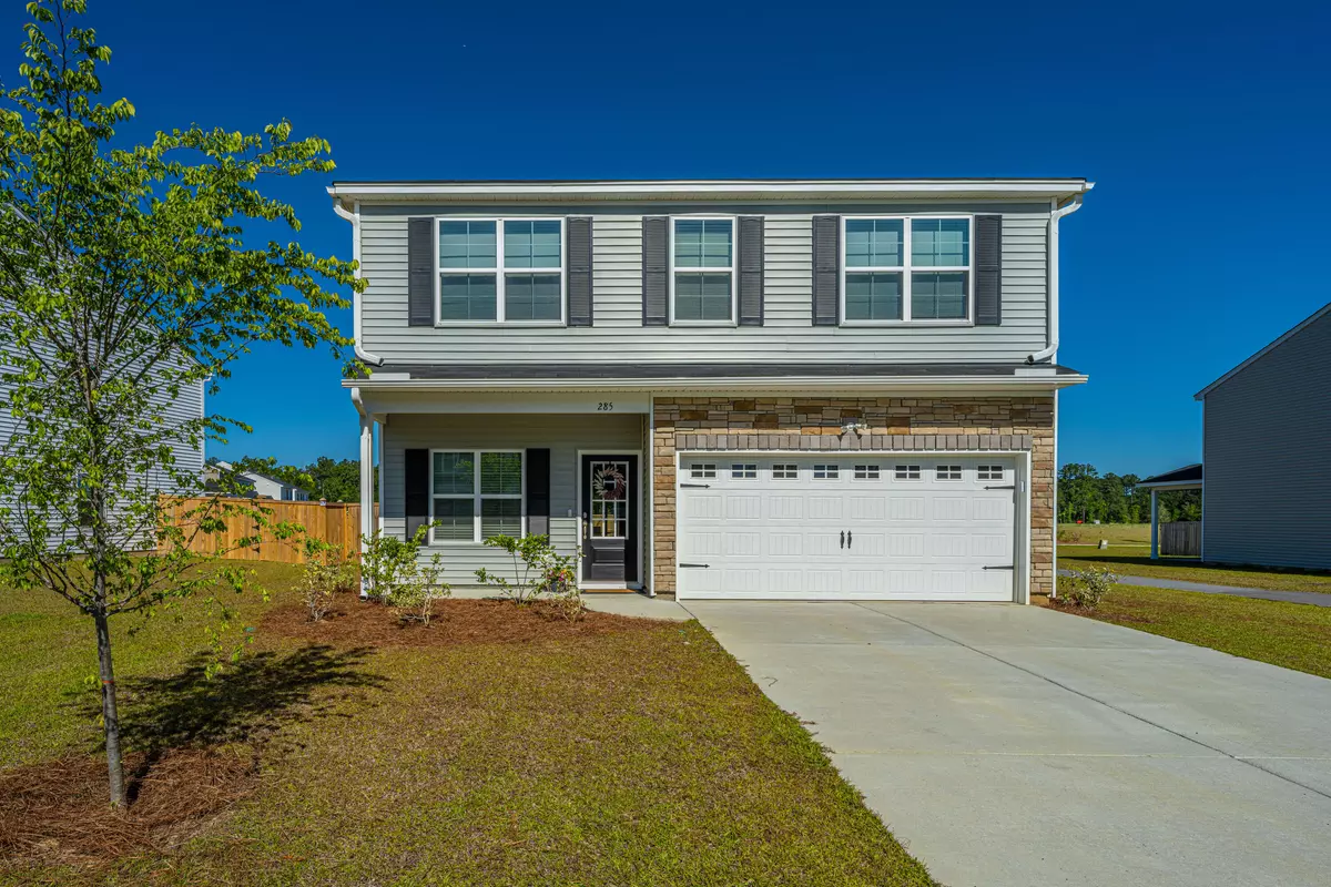 Summerville, SC 29486,285 Torslanda Ln