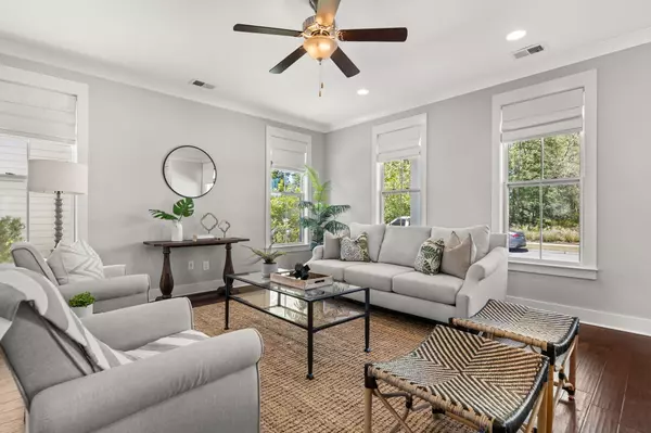 Summerville, SC 29485,111 Canopy Ln