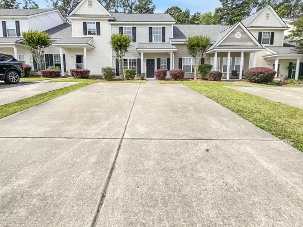 123 Lynches River Dr, Summerville, SC 29485