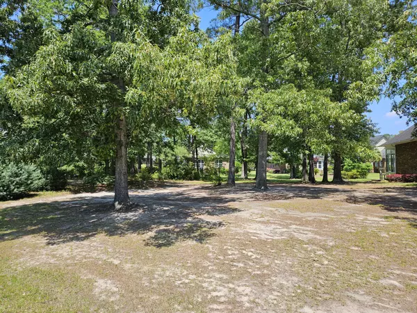 Manning, SC 29102,234 Ridge Lake Dr