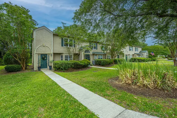 Mount Pleasant, SC 29464,2091 Emerald Terrace Ter