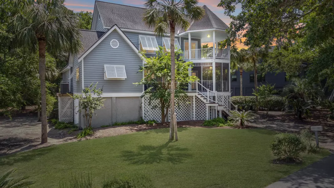 17 57th Ave, Isle Of Palms, SC 29451