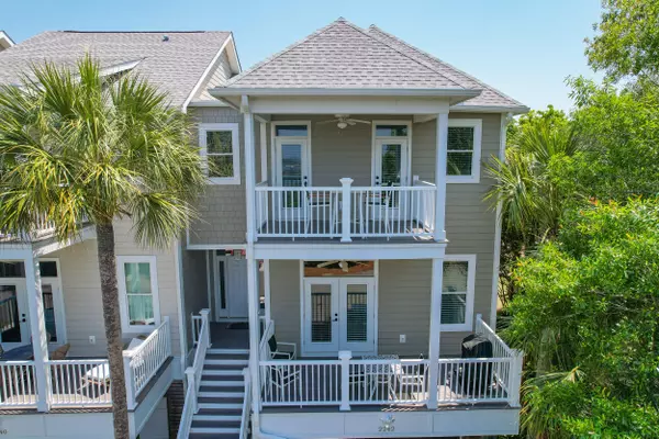 Folly Beach, SC 29439,2242 Folly Rd