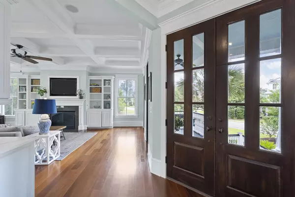 Mount Pleasant, SC 29464,273 River Oak Dr