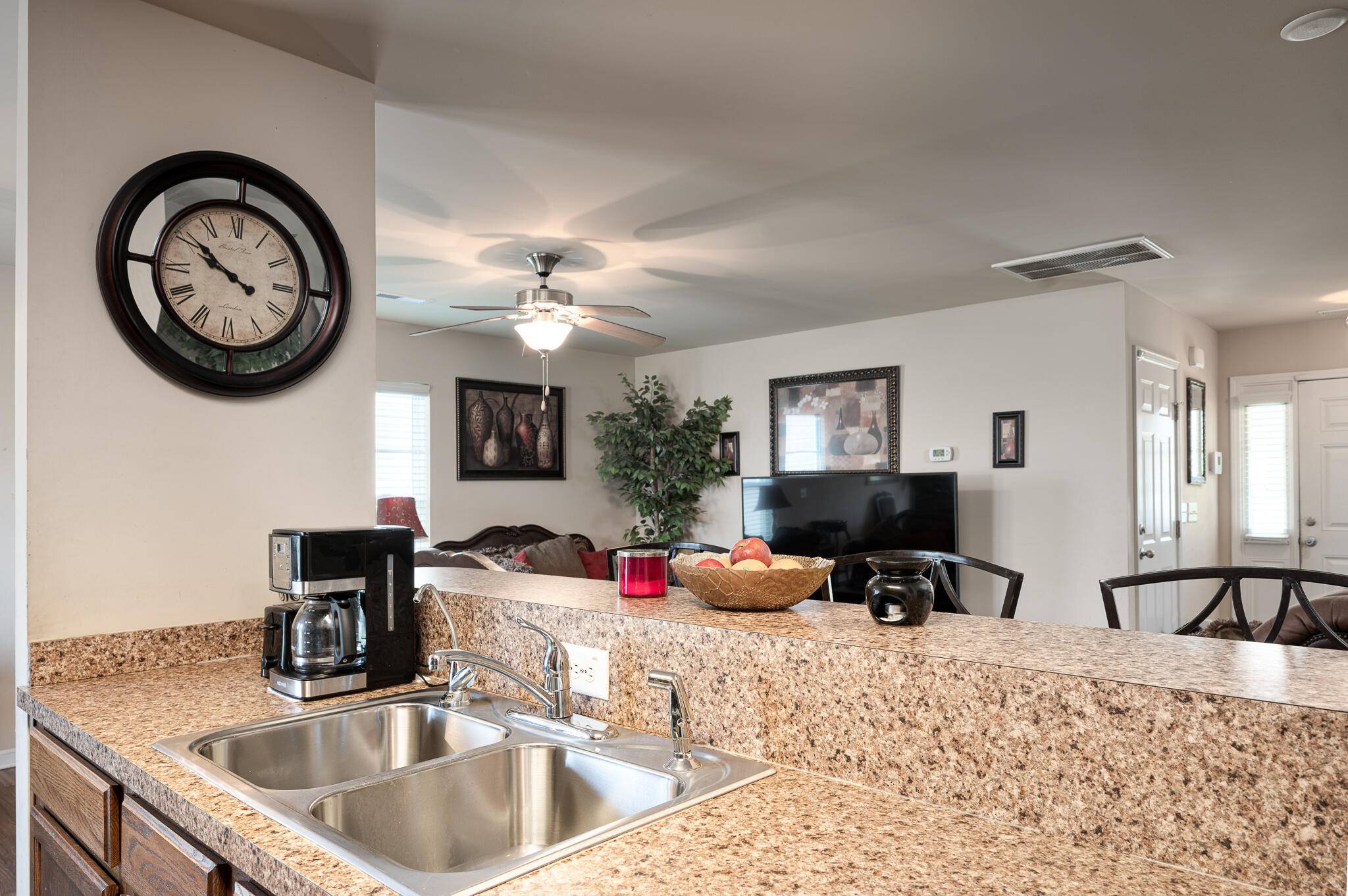 Summerville, SC 29485,304 Salkahatchie St