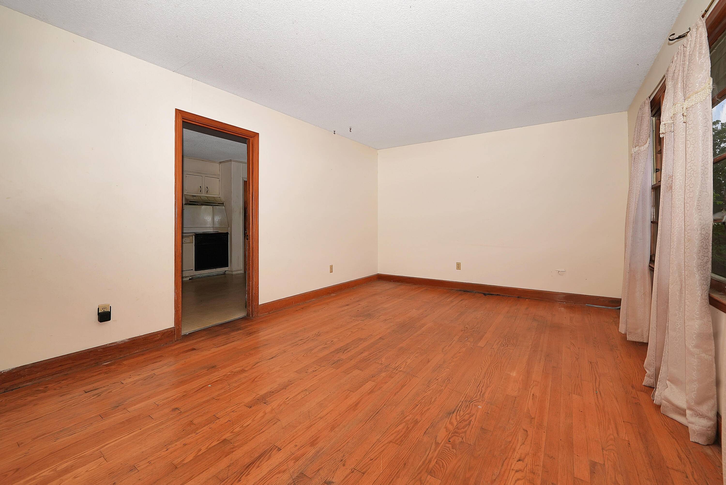 North Charleston, SC 29420,3419 Creola Rd
