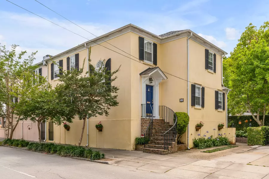 17 Ashley Ave, Charleston, SC 29401