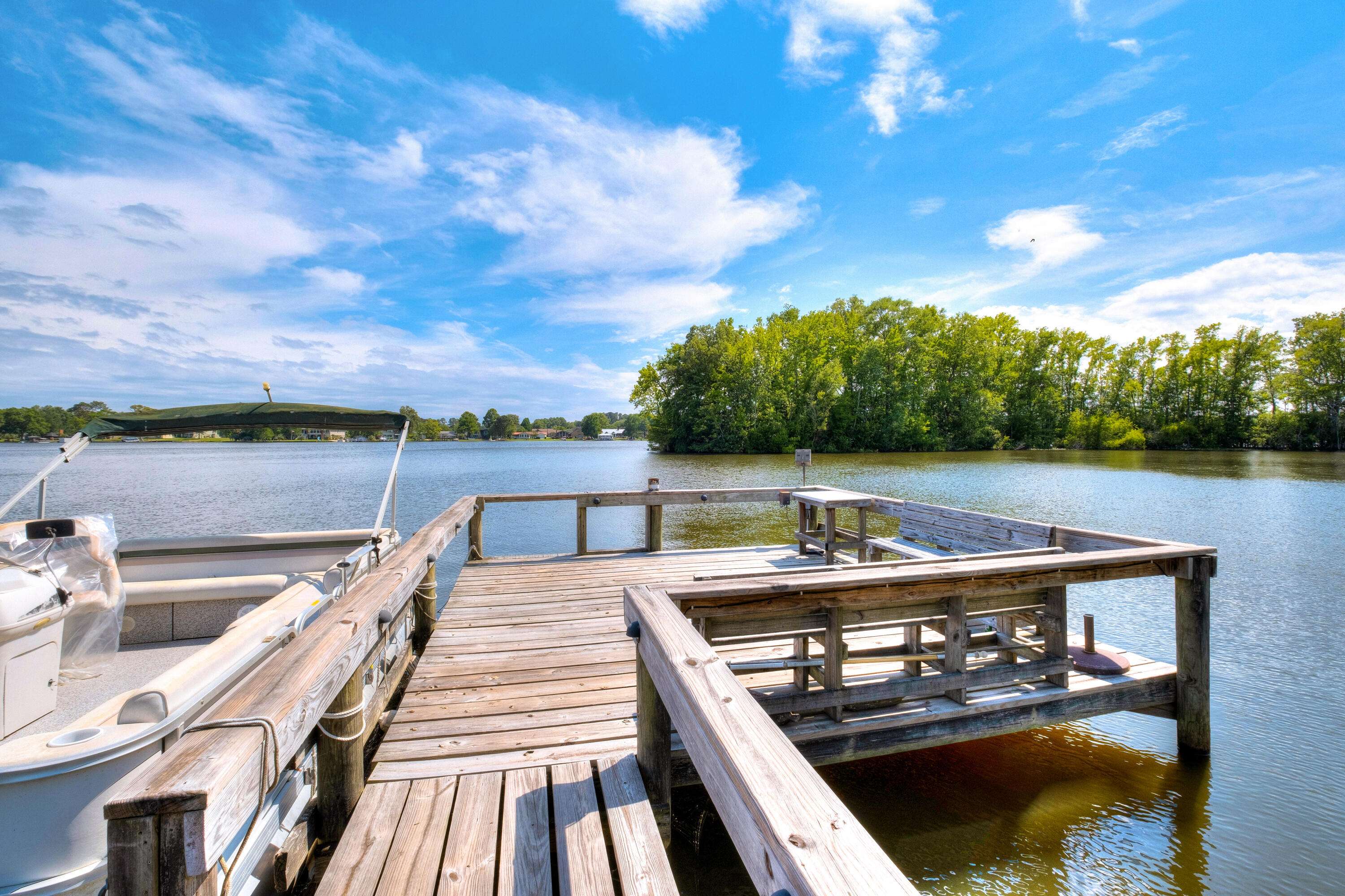 Summerton, SC 29148,1465 Taw Caw Dr