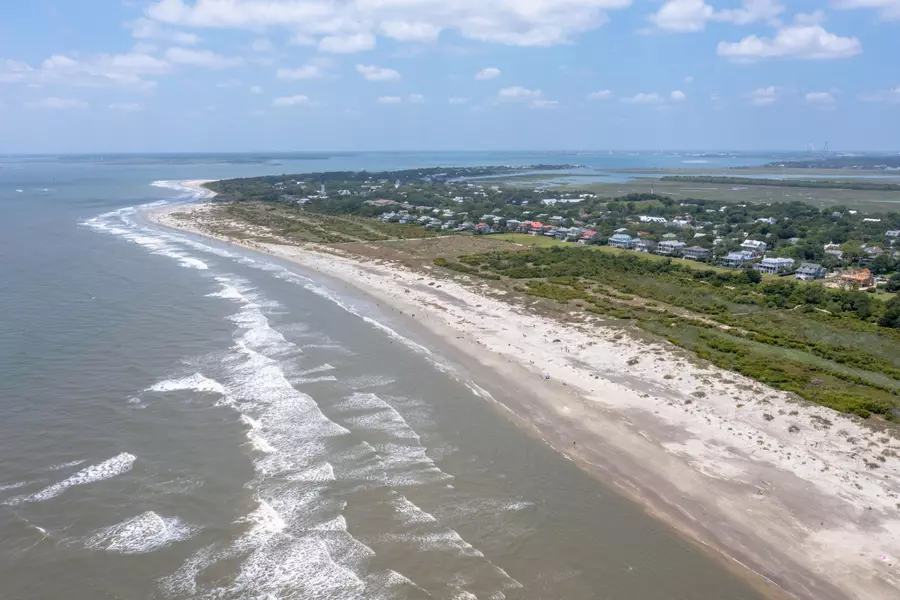 2524 Jasper Blvd, Sullivans Island, SC 29482