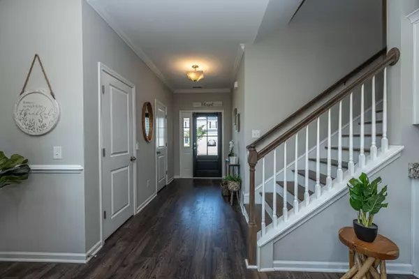 Summerville, SC 29483,240 Mcclellan Way