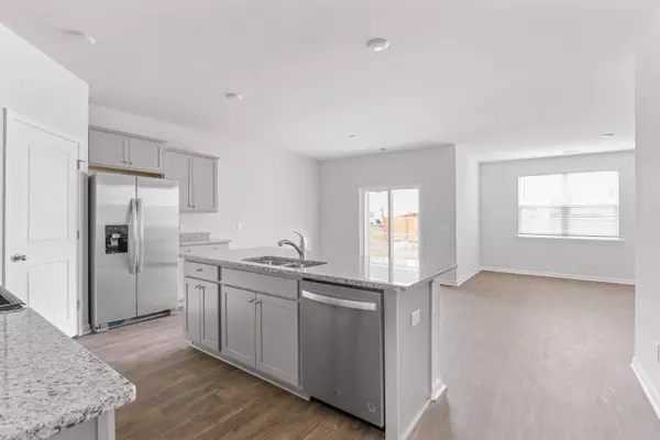 Summerville, SC 29483,112 Woodvine Way