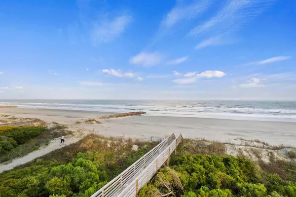 Folly Beach, SC 29439,819 E Arctic Ave