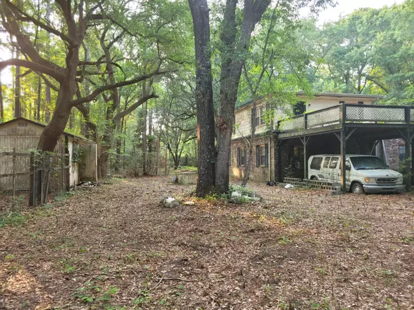 Awendaw, SC 29429,Address not disclosed