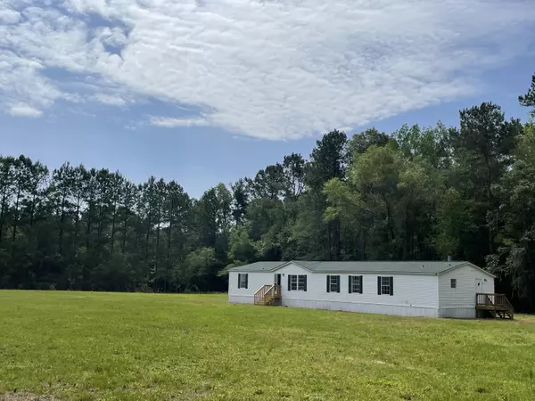 Cottageville, SC 29435,334 Ponley Ln