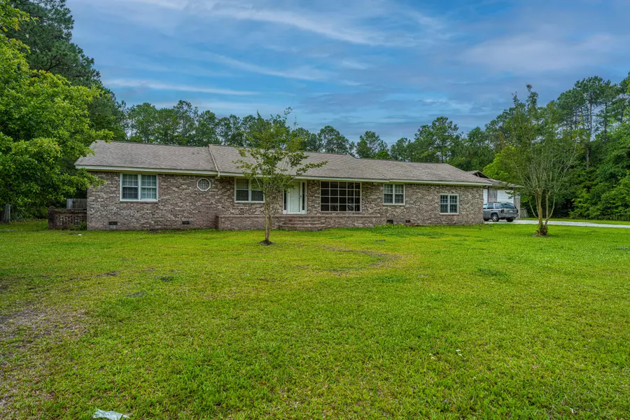 318 Mclaurin Ave, Summerville, SC 29486